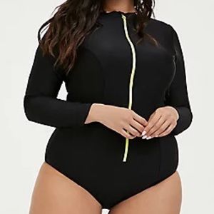 TORRID BLACK ZIP FRONT RASH GUARD ONE-PIECE SWIMSUIT